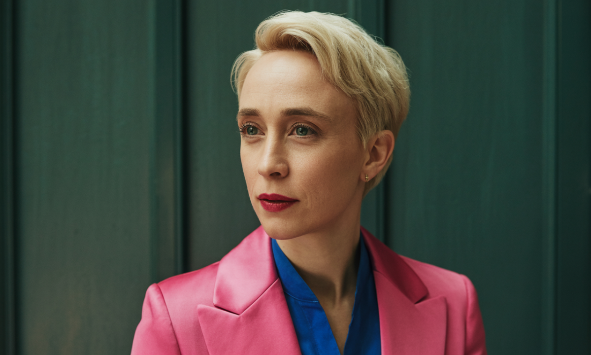 découvrez amanda abbington, actrice britannique reconnue pour ses rôles dans des séries cultes telles que sherlock. sa carrière, ses performances et son actualité.