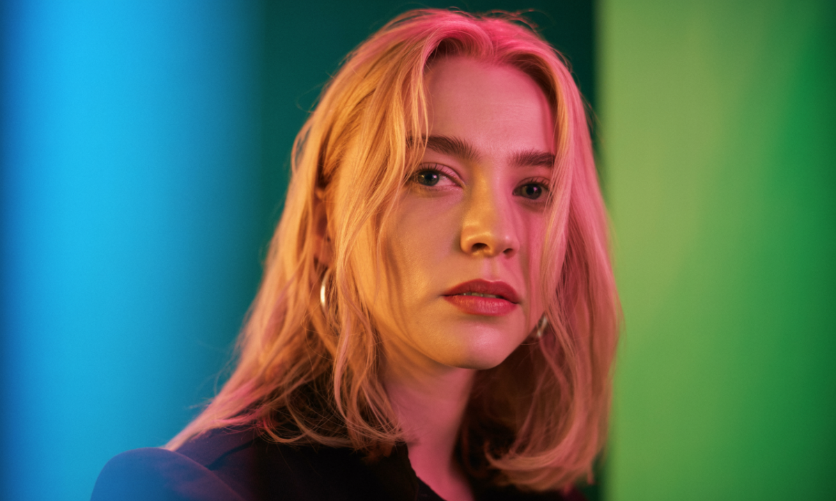 découvrez caroline anglade, une artiste passionnée alliant créativité et talent pour vous offrir des œuvres uniques et inspirantes.