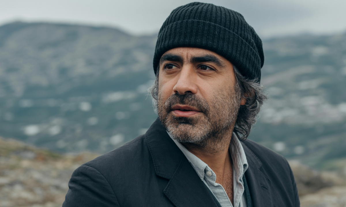 découvrez la vie et la carrière du réalisateur fatih akin, un cinéaste allemand d'origine turque reconnu pour ses films engagés et son style unique.