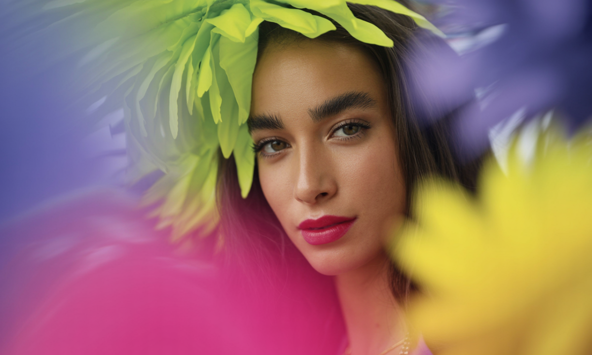 découvrez indira ampiot, miss france 2023, sa parcours, ses engagements et son couronnement qui a marqué l'année.