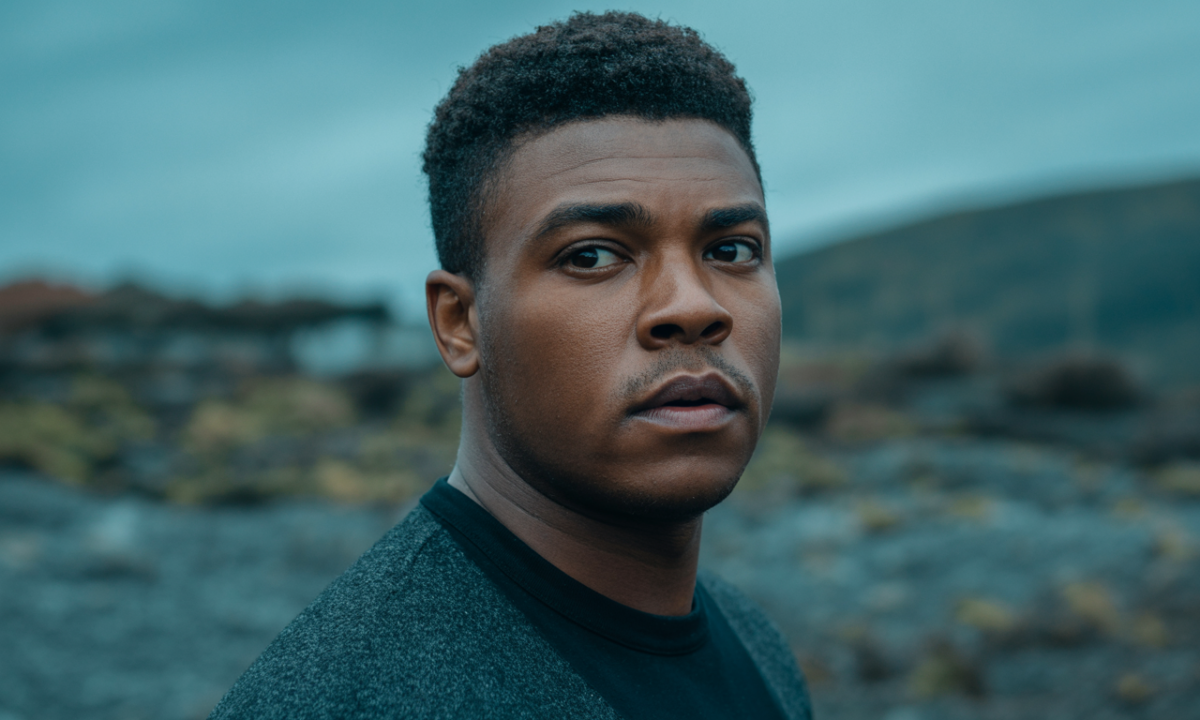 découvrez tout sur john boyega, l'acteur britannique connu pour ses rôles emblématiques, sa carrière prometteuse et son engagement dans le cinéma contemporain.